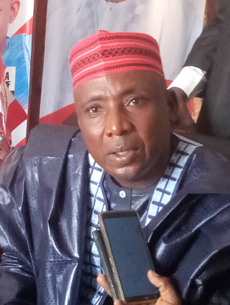 Shugaban Ƙaramar Hukumar Fagge Ya Ƙara Wa Ma’aikatan Wucin-Gadi Albashi