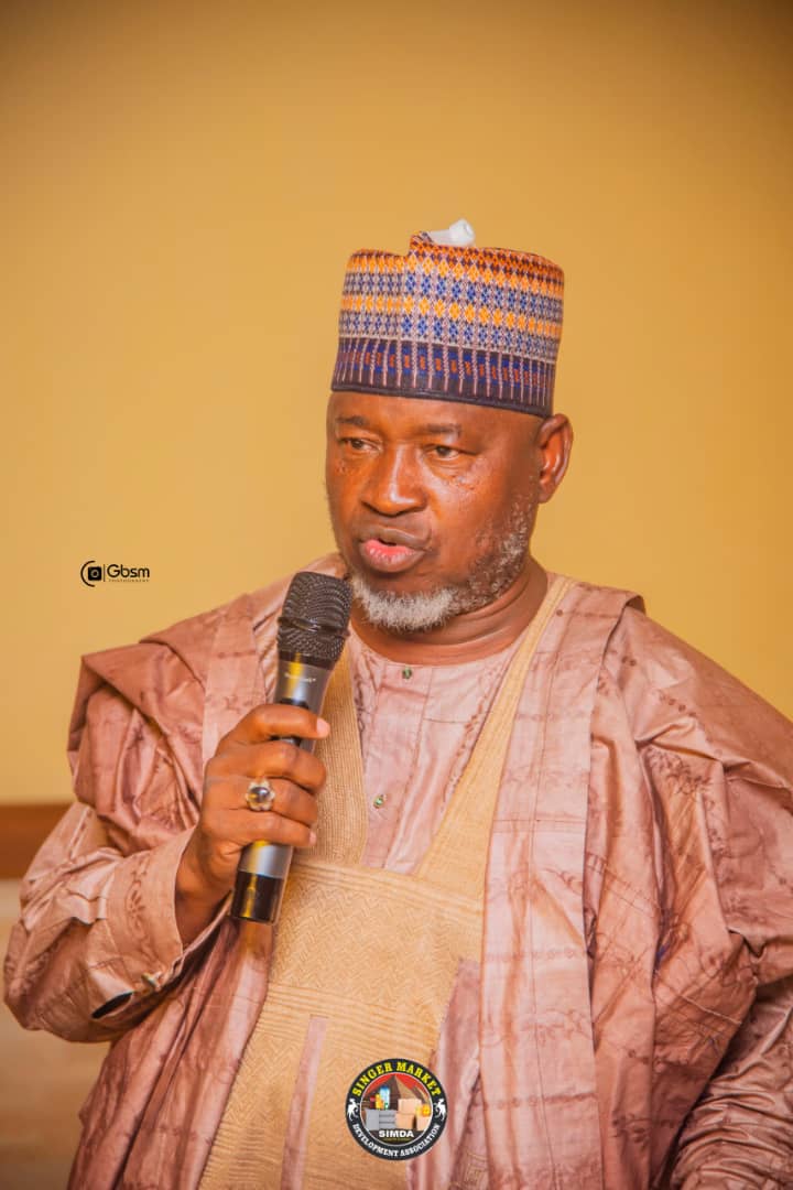 Alhaji Ibrahim Ɗanyaro Zai Dauki Nauyin Karatun Marayu 20