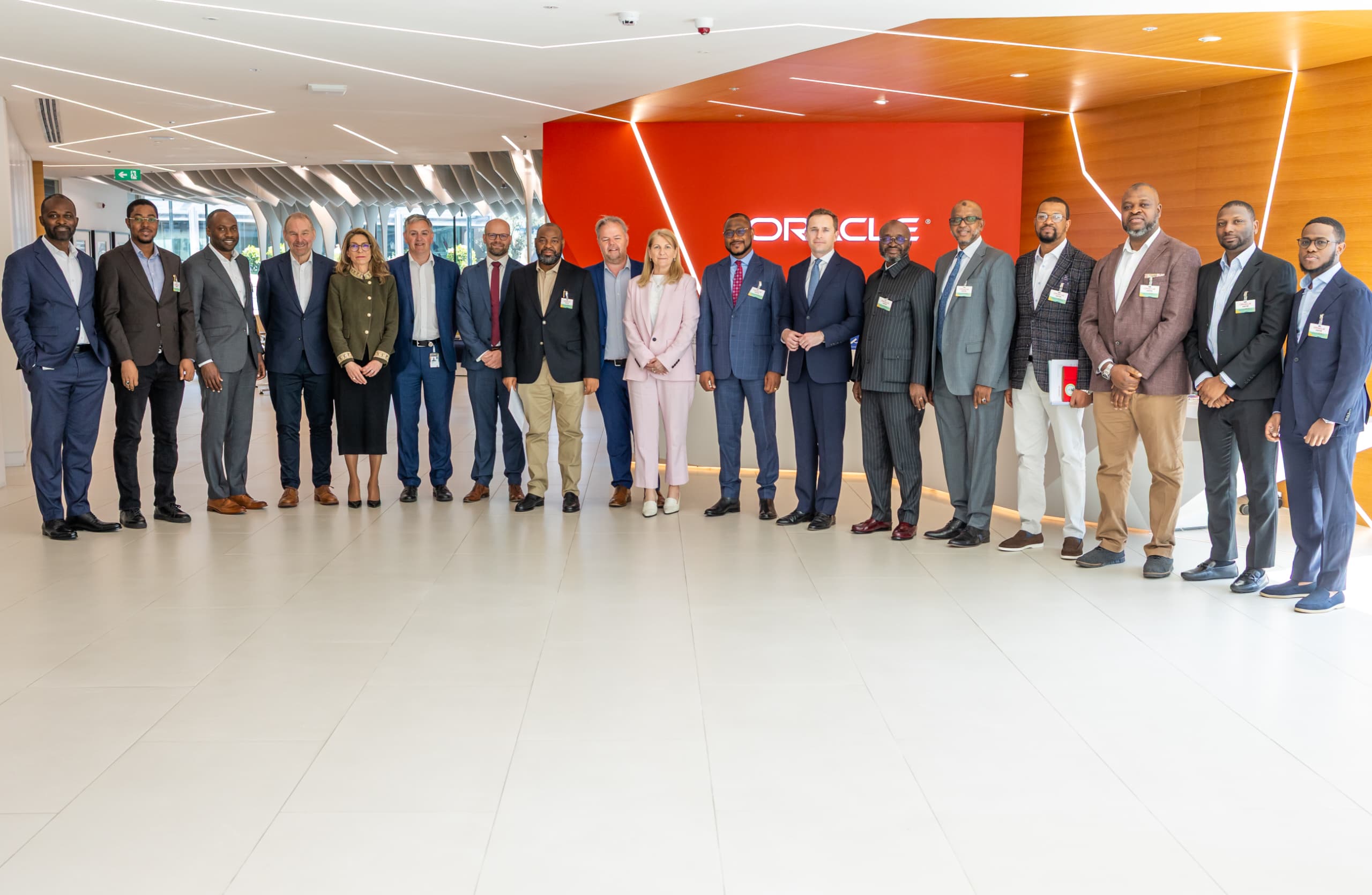 BUNƘASA MATASA: Gwamnatin Zamfara Ta Haɗa Gwiwa Da Oracle A Landan Don Bunƙasa Fasahar Zamani