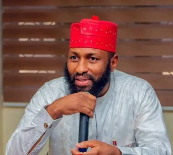 Gwamnatin Kano Ta Kama Na’urorin Da Ake Bugu Wa Masu Tallan Maganin Gargajiya Hotunan Batsa