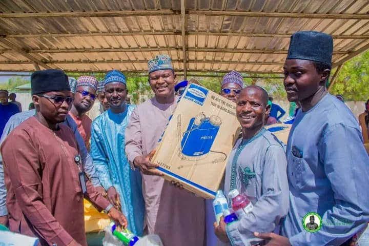 Ayyukan Shugaban Ƙaramar Hukumar Roni A Jihar Jigawa Dr. Abba Ya’u A Shekara 1